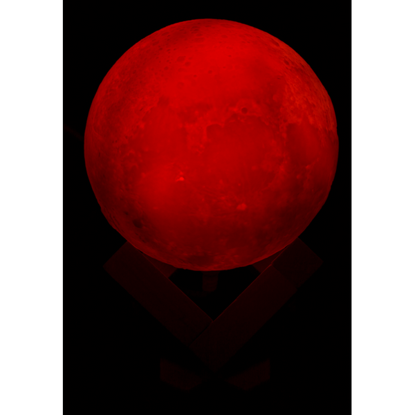 Lučka v obliki Lune, ki spreminja barvo